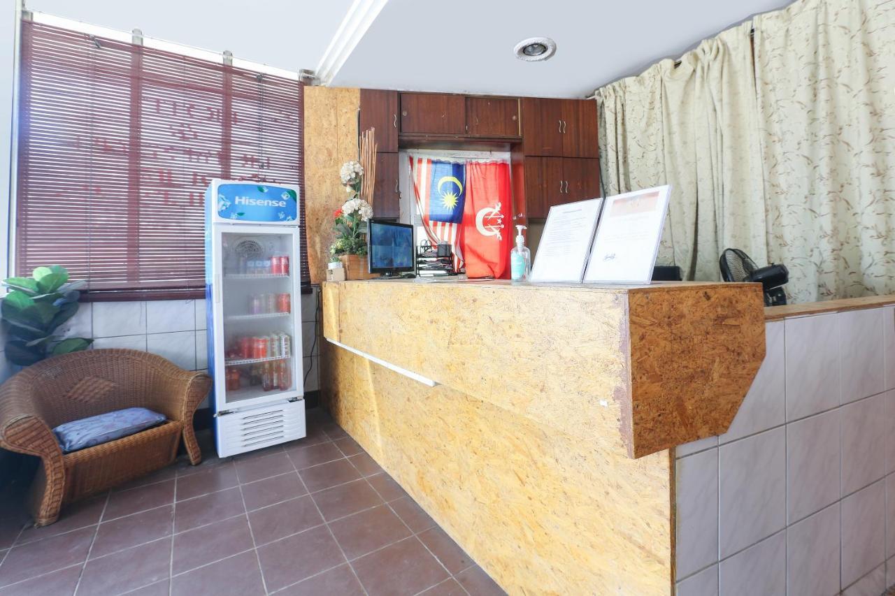 Oyo 90321 Hotel Bajet Sri Manal 타나메라 외부 사진