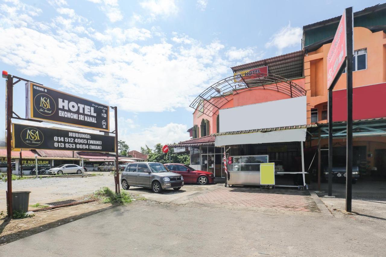Oyo 90321 Hotel Bajet Sri Manal 타나메라 외부 사진