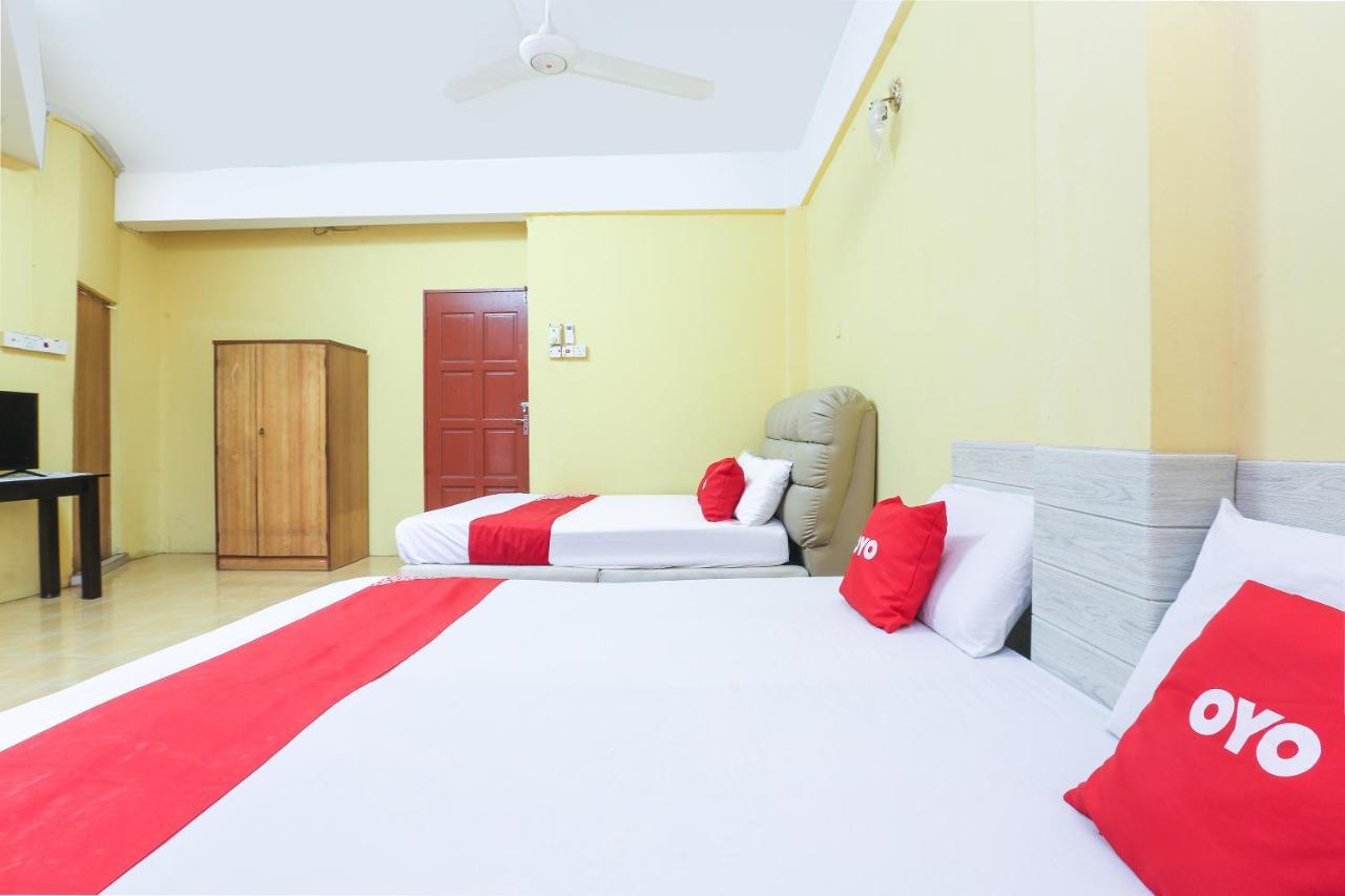 Oyo 90321 Hotel Bajet Sri Manal 타나메라 외부 사진