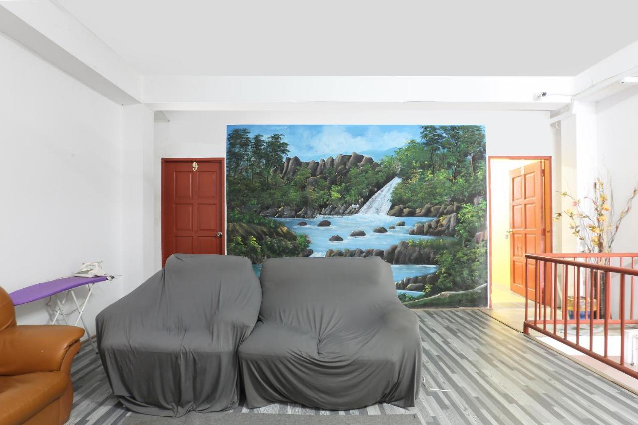 Oyo 90321 Hotel Bajet Sri Manal 타나메라 외부 사진