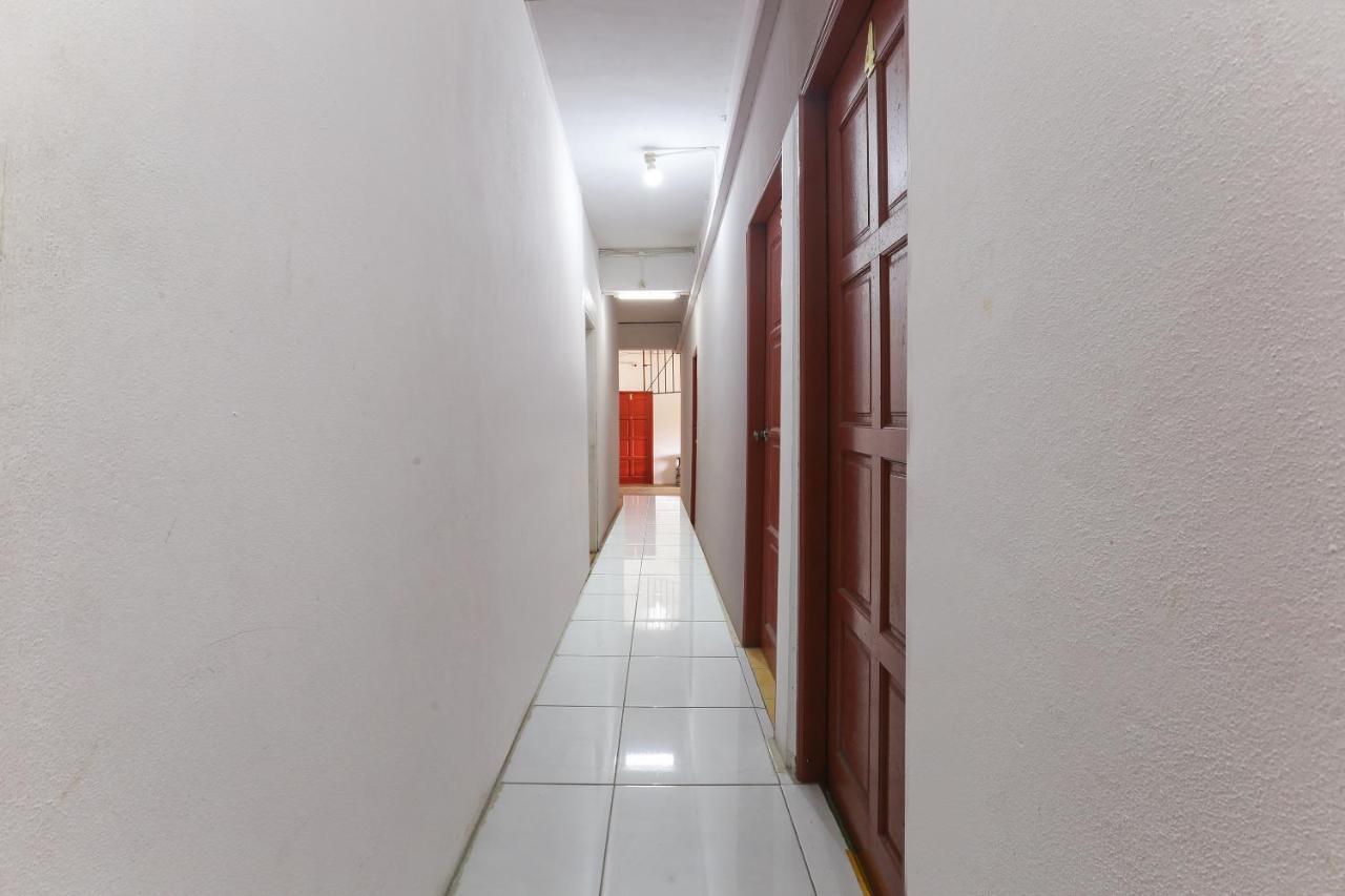 Oyo 90321 Hotel Bajet Sri Manal 타나메라 외부 사진