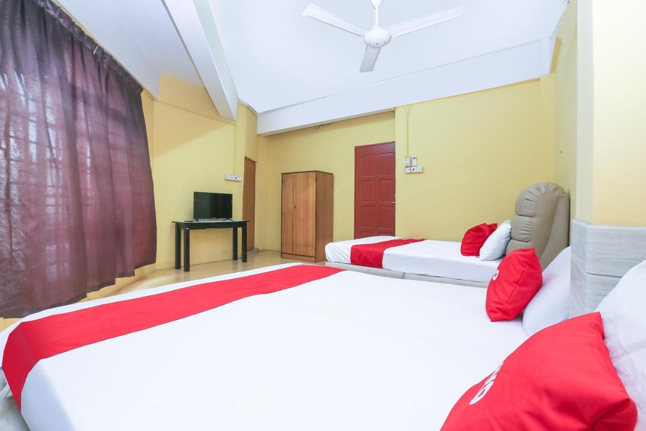 Oyo 90321 Hotel Bajet Sri Manal 타나메라 외부 사진