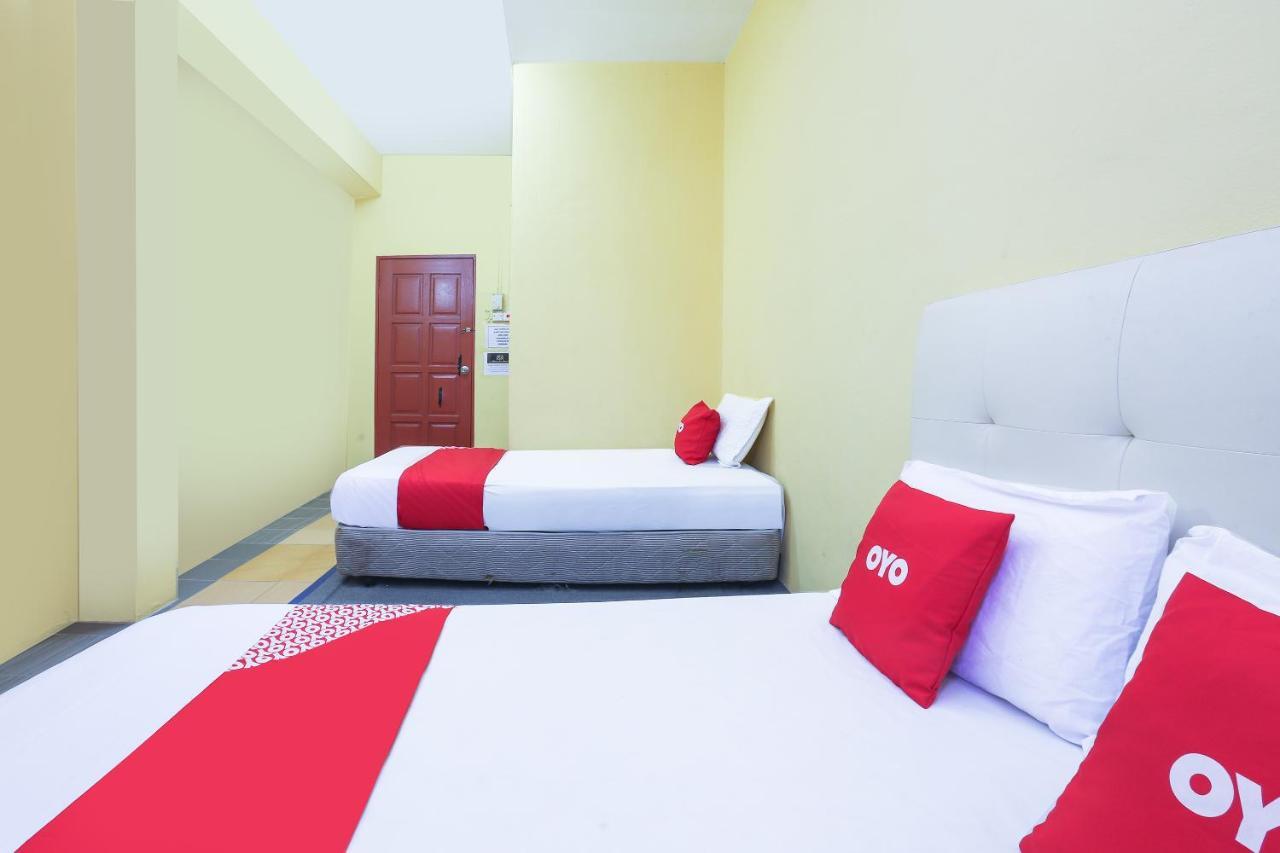 Oyo 90321 Hotel Bajet Sri Manal 타나메라 외부 사진