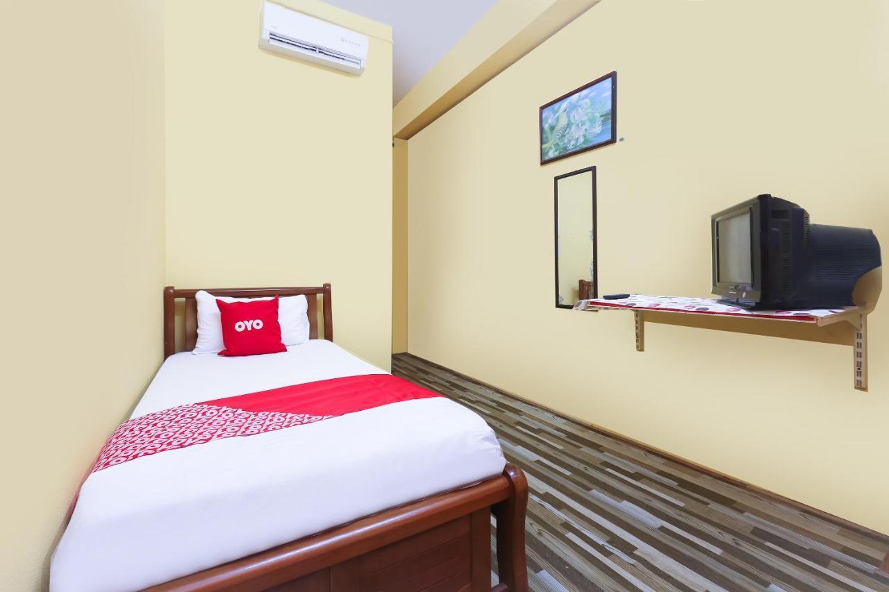 Oyo 90321 Hotel Bajet Sri Manal 타나메라 외부 사진
