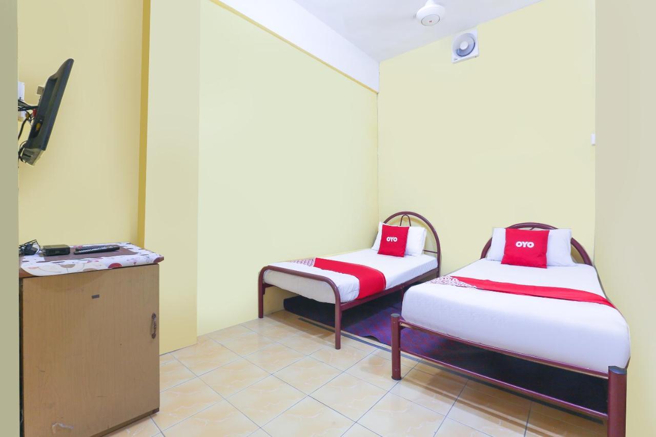 Oyo 90321 Hotel Bajet Sri Manal 타나메라 외부 사진
