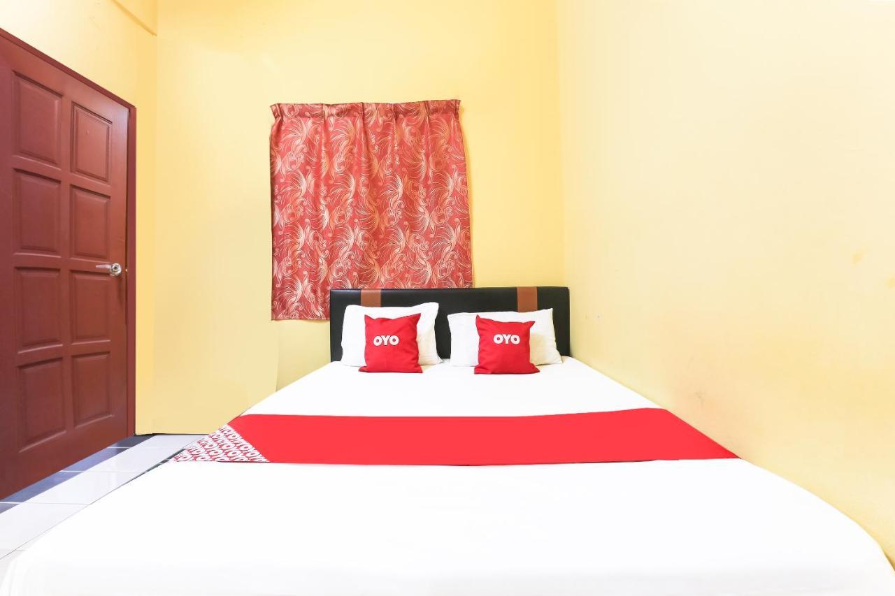 Oyo 90321 Hotel Bajet Sri Manal 타나메라 외부 사진