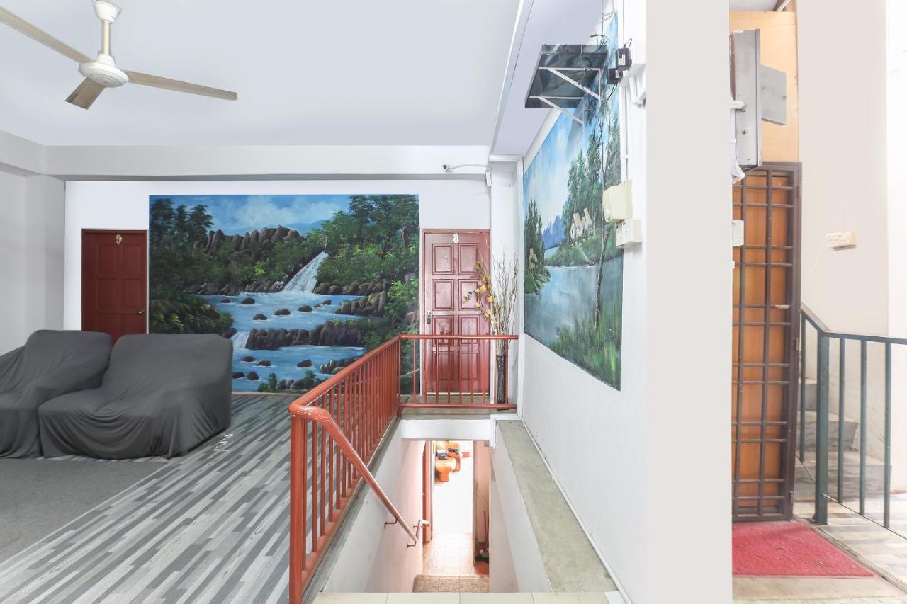 Oyo 90321 Hotel Bajet Sri Manal 타나메라 외부 사진